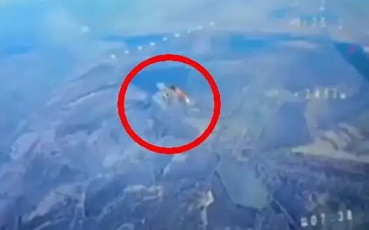 Operators of Ukrainian kamikaze drone filmed destruction of enemy UAV by "competitors" from friendly unit: "Oh, bitch! We have not do it in time!". VIDEO