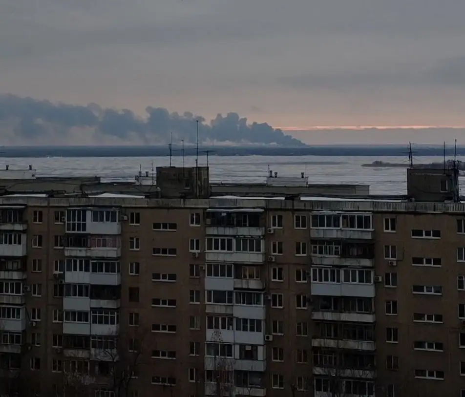 In Engels, Russia, an airbase oil storage facility caught fire after a drone attack — video