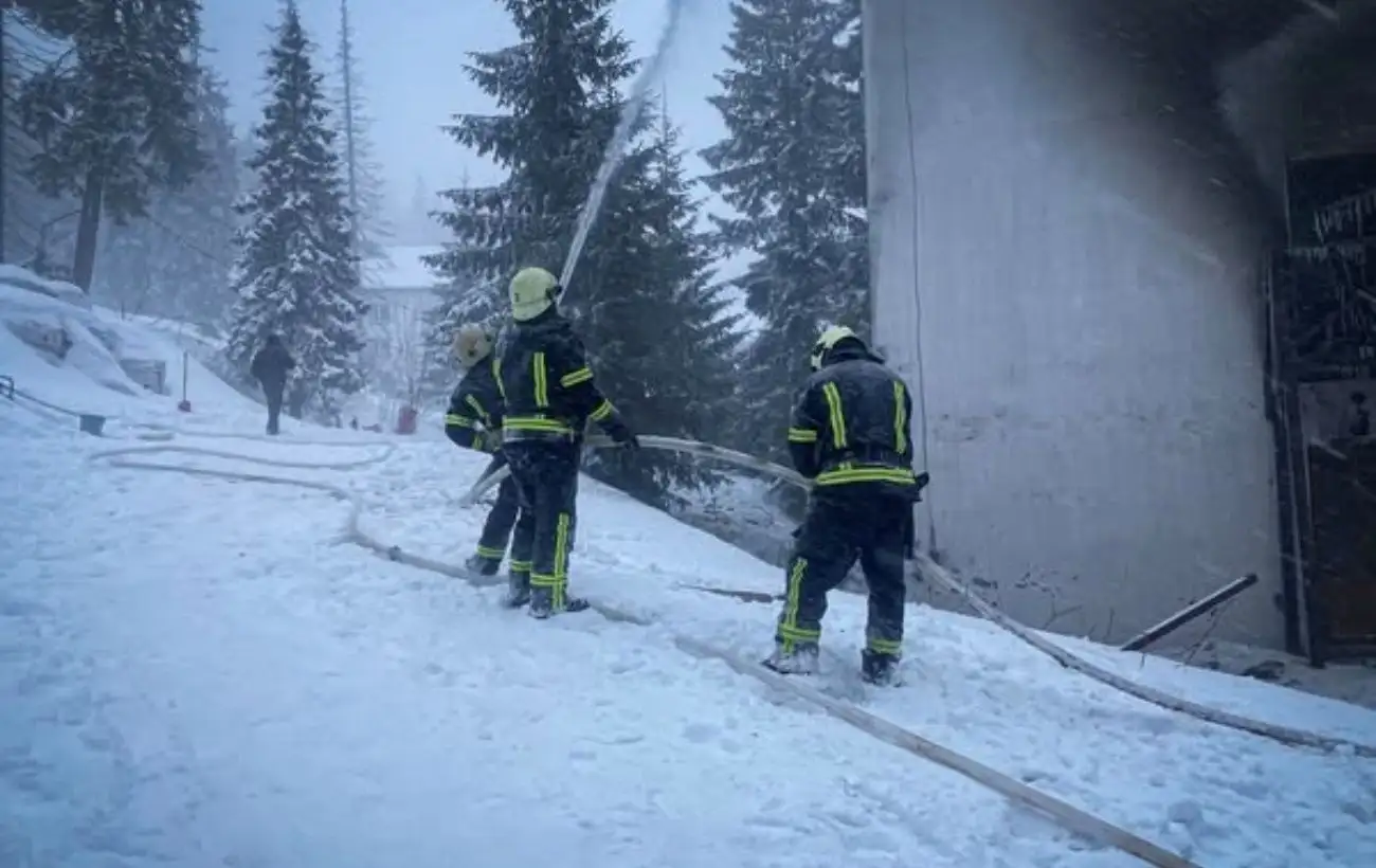 На Закарпатье на курорте "Драгобрат" горел отель