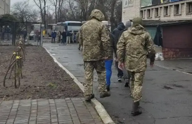 Як уникнути штрафу за неявку в ТЦК: адвокат розповів, що зробити, коли отримали повістку