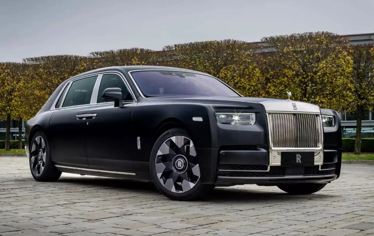 Rolls-Royce Phantom получил спецверсию в честь драконов