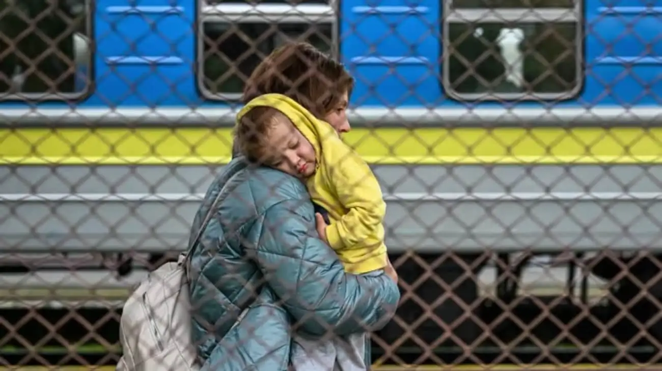 Повернення біженців до України може завдати шкоди економікам Східної Європи – Reuters