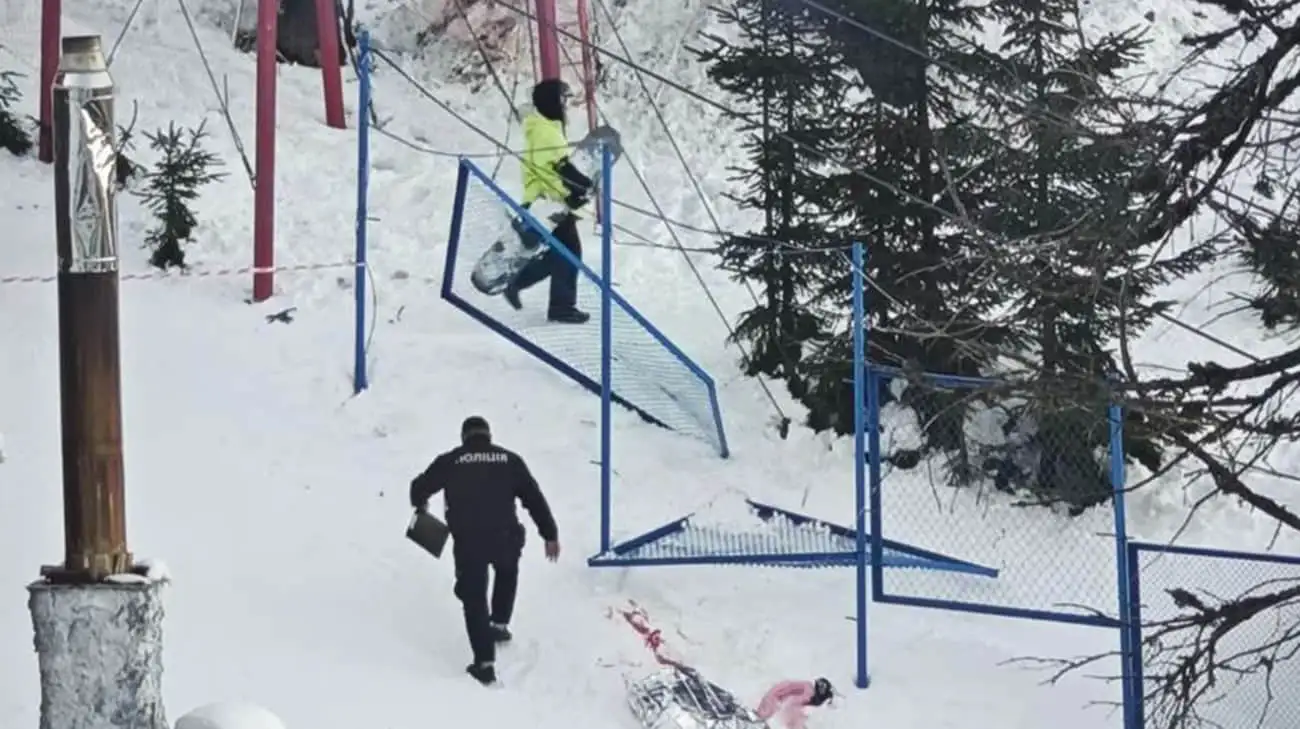 На гірськолижному курорті Драгобрат загинула туристка, яка каталася на лижах