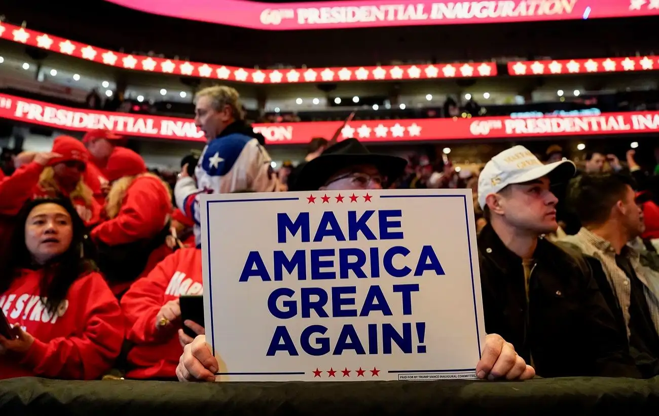 "Make America Great Again". Почему лозунг Трампа так популярен и кто его придумал на самом деле