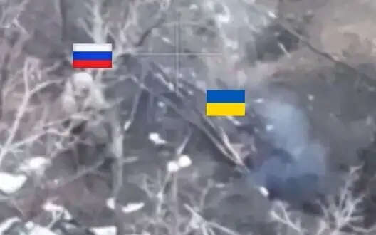 Ukrainian soldier destroying Russian stormtrooper in close combat. VIDEO