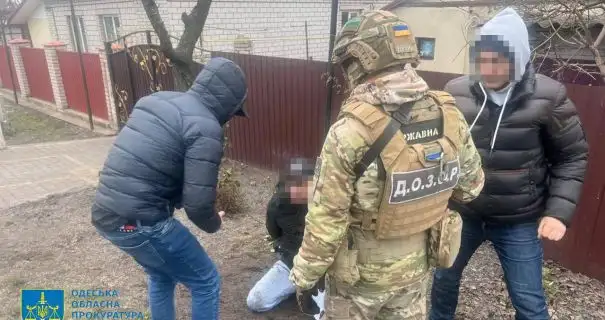 В Одесі рекетири "вибивали" неіснуючий борг з військовослужбовця ЗСУ