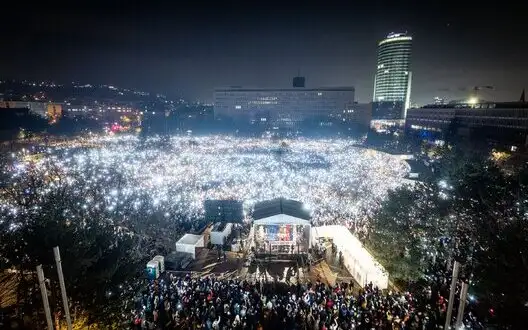 "Fico to Russia": tens of thousands of people protest in Slovakia to demand resignation of the prime minister. PHOTOS