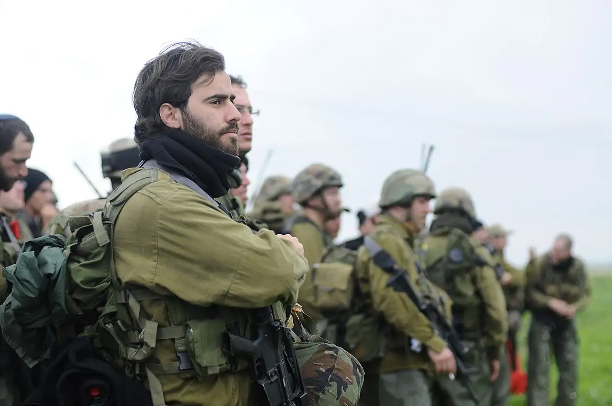 Israel secretly transfers Russian weapons to Ukraine