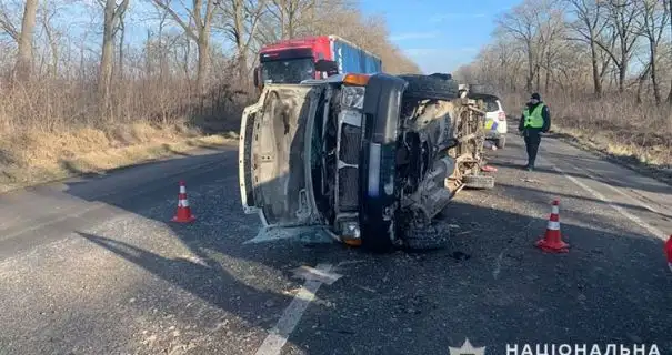 В Тернопольской области столкнулись три авто одной марки