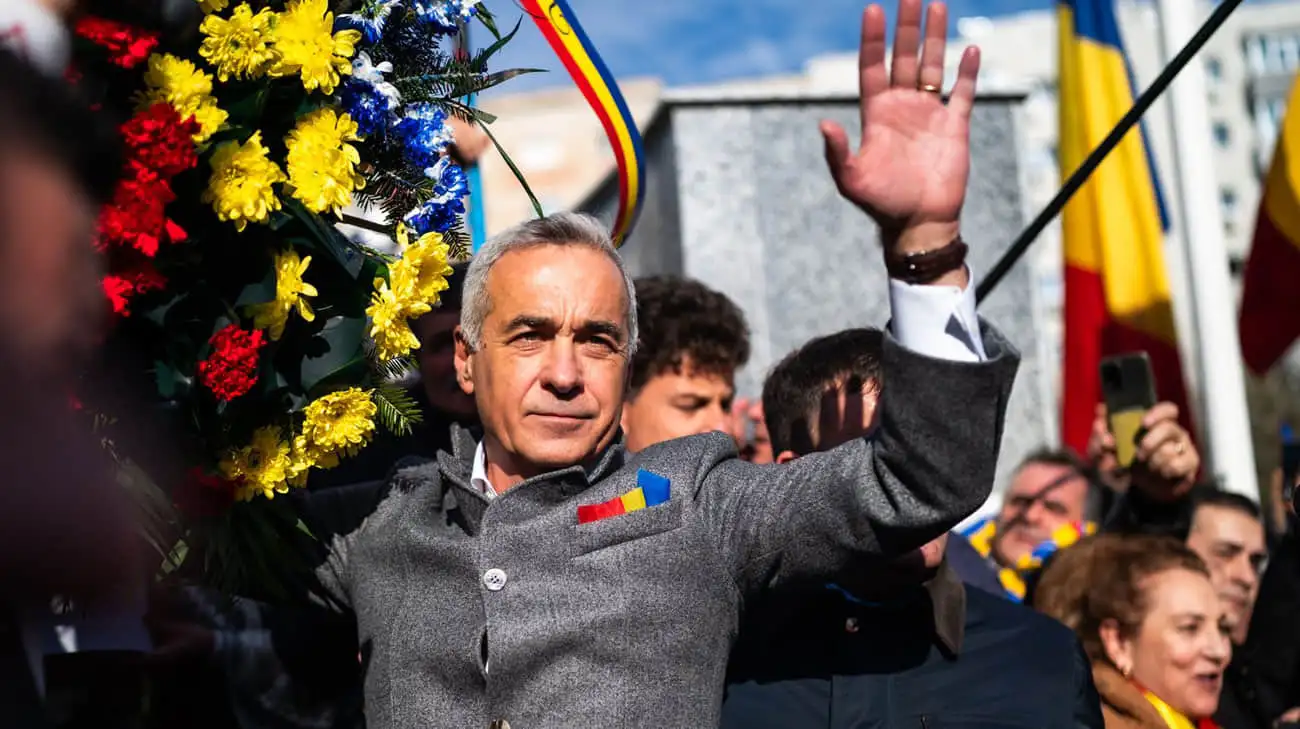 Far-right Romanian presidential candidate wants Ukraine to be divided and part of it taken over by Romania