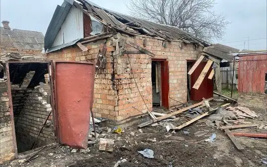 Occupiers attacked two districts of Dnipropetrovsk region: man was wounded, houses, enterprises, gas pipeline and power lines were damaged. PHOTOS