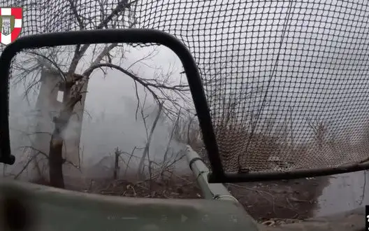 KORD fighters, with support of M2 Bradley IFV crew, drove out enemy assault group from enterprise in Toretsk. VIDEO