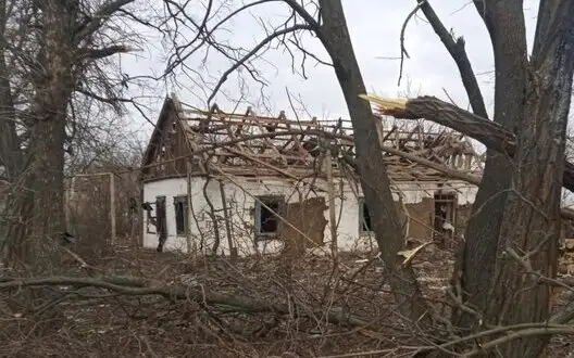 Two districts of Dnipropetrovsk region were under hostile fire: man was wounded, houses, businesses, shop and gas pipeline were damaged. PHOTOS