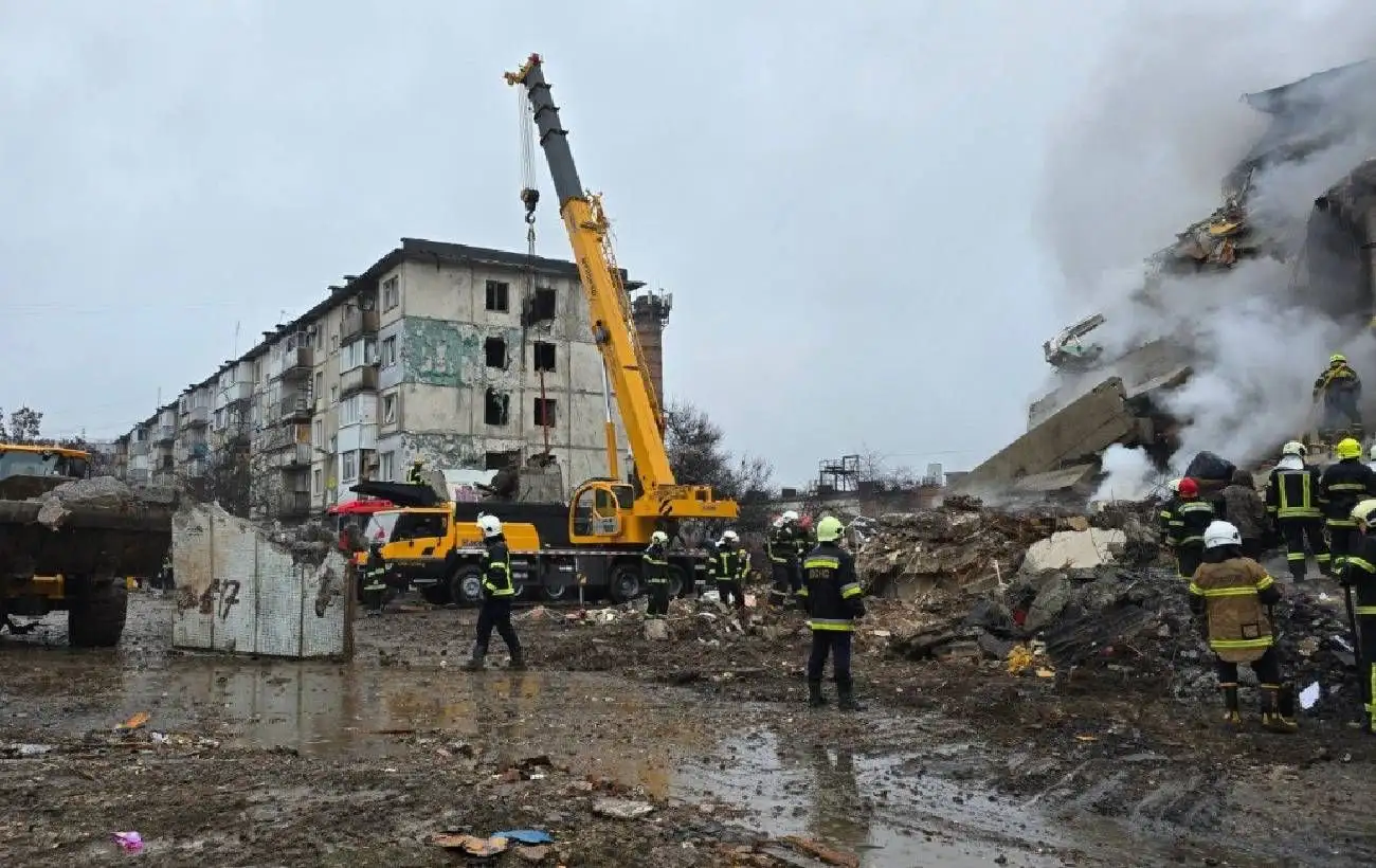 У Полтаві знову зросла кількість жертв ракетного удару по п'ятиповерхівці