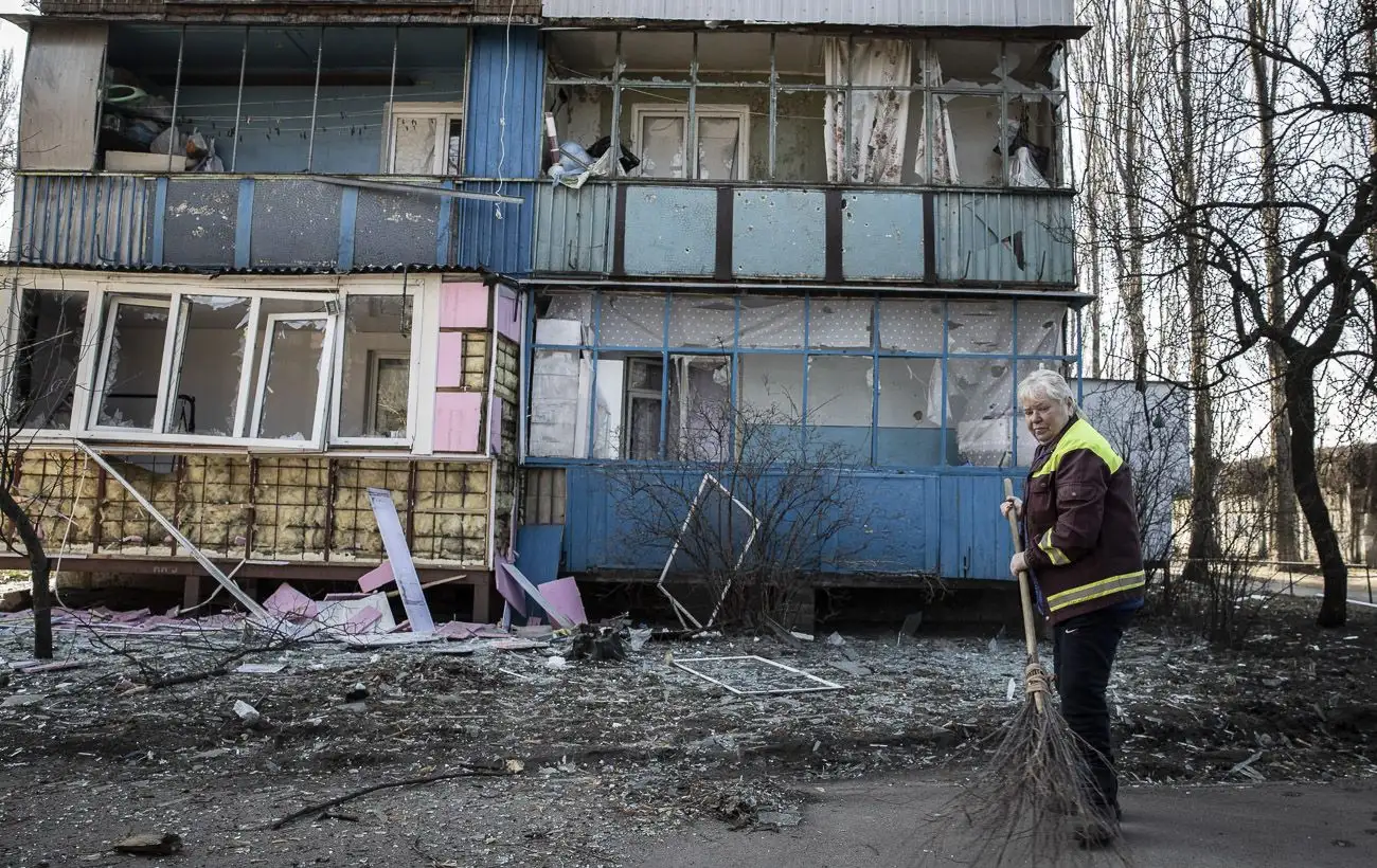 Более 60 часов тревоги, разрушения почти во всех районах. РФ за январь 14 раз атаковала Киев