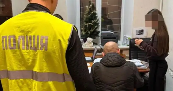 У Києві судитимуть експосадовця через озеро на Подолі