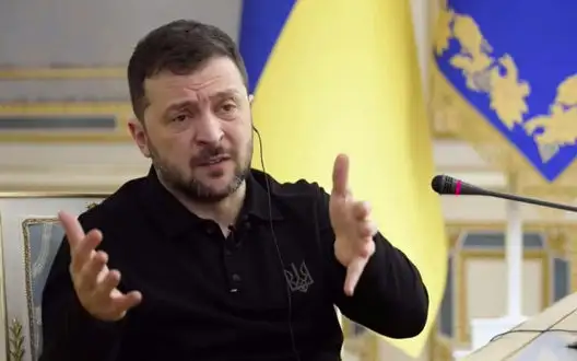 Ukrainians took $35 billion abroad in the first year of Russia’s full-scale invasion - Zelenskyy