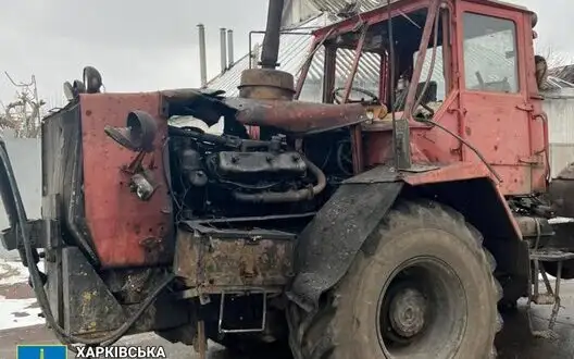 Ruscists attacked tractor with FPV drone in Kupiansk: driver was injured. PHOTO