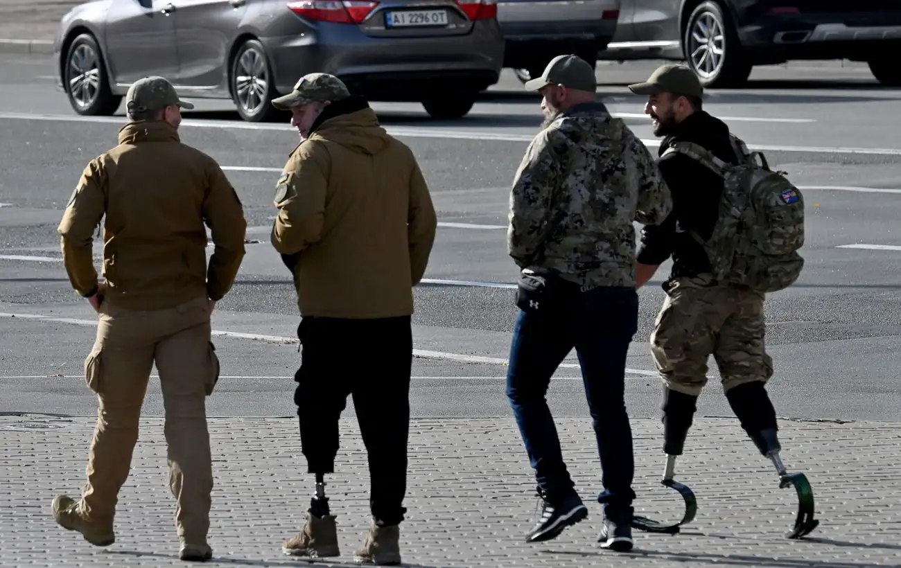 Ветерани та їх родини можуть отримати допомогу через е-Ветеран: як подати заявку