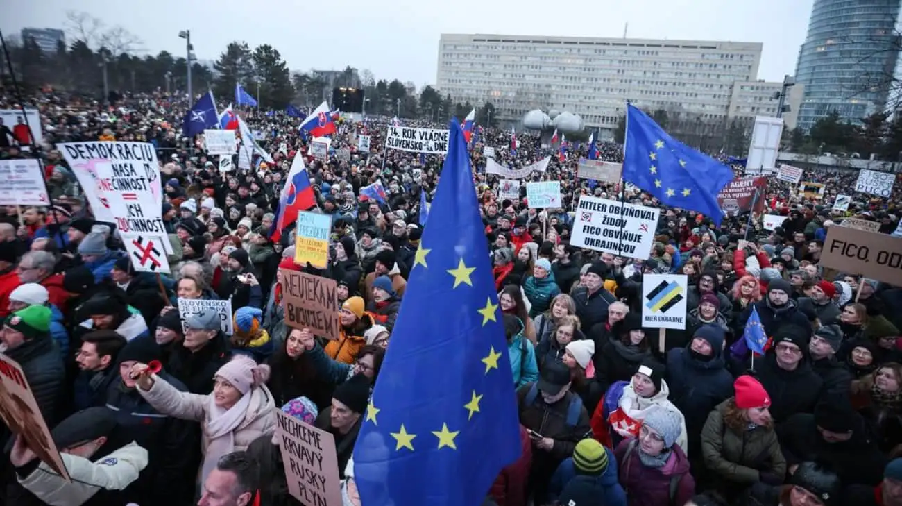 У Словаччині знову почалися протести проти уряду Фіцо