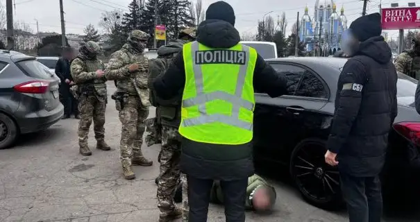 На Вінниччині чоловік допоміг ухилянту за 16 тисяч доларів