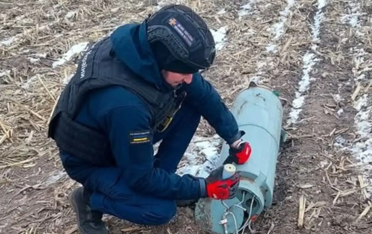 У Київській області сапери знешкодили новітню російську ракету Х-69 (фото)