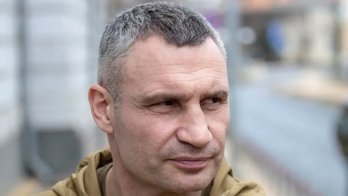 Klitschko, in response to sanctions against Poroshenko, says about danger of political struggle in Ukraine during war