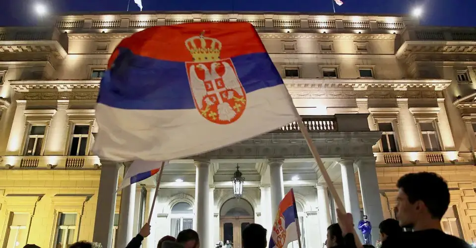 Tragedy at the train station. Large-scale anti-government action continues in Serbia