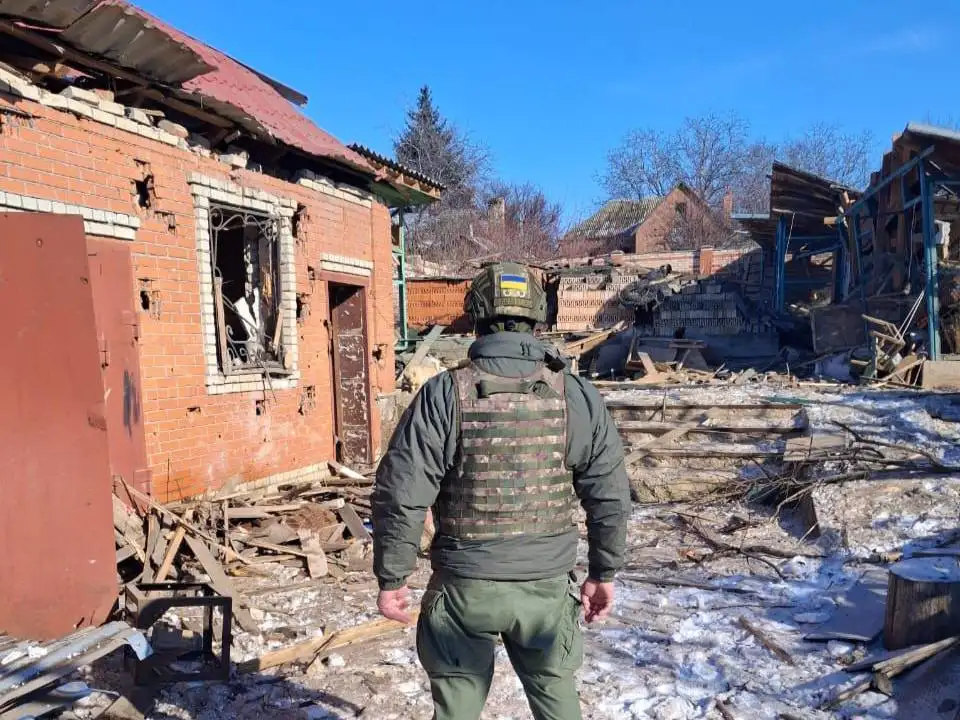 Russian aircraft bombed Kostyantynivka with FABs — one person was killed and one was injured