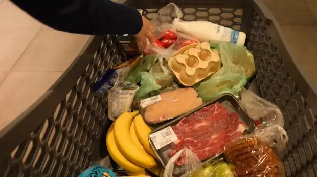 Продукти подорожчали сильніше, ніж офіційно кажуть: переплата становила 250 гривень