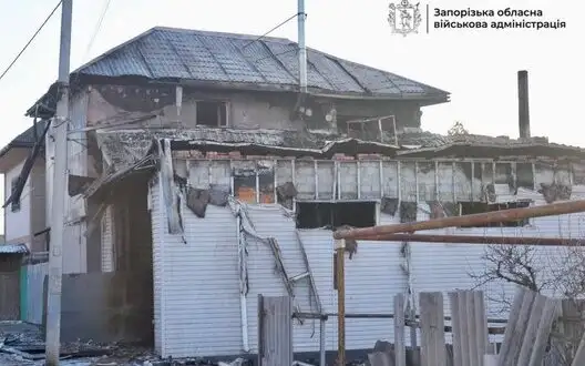 Day in Zaporizhzhia: woman was wounded, houses, and cars damaged. PHOTOS