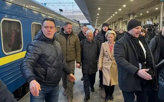 European Commission President von der Leyen and European Council President Costa arrive in Kyiv. VIDEO