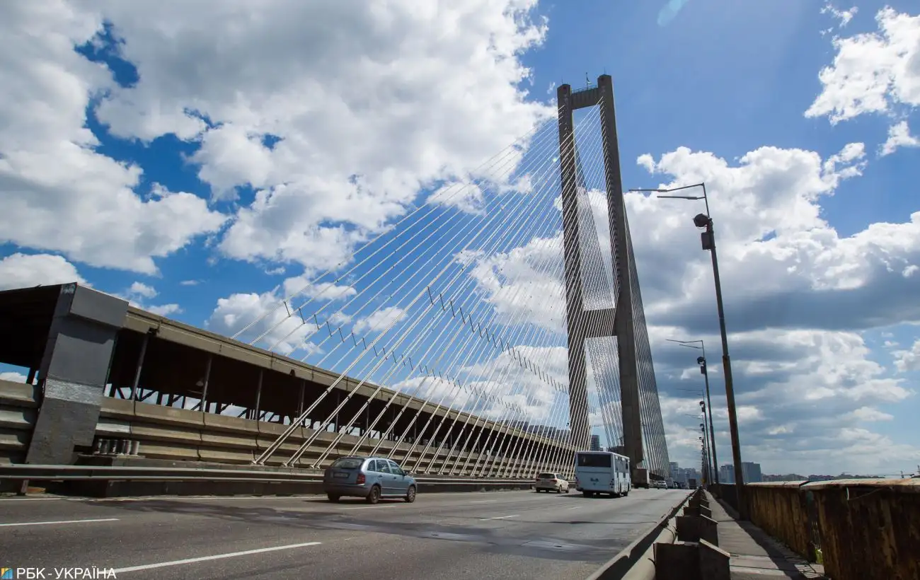 У Києві можуть частково відкрити рух Південним мостом: Кличко назвав умову