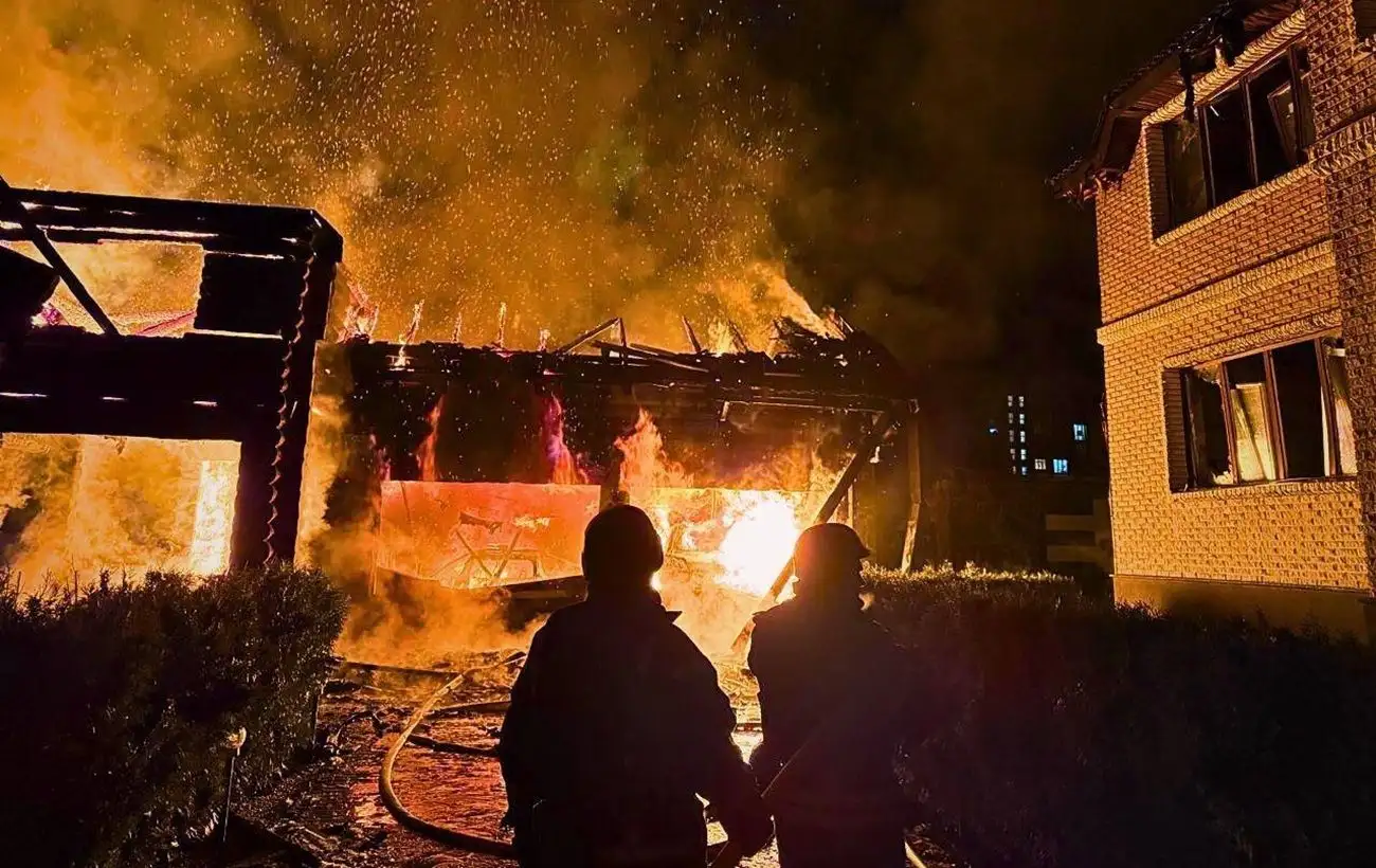 У Київській області через нічну атаку "Шахедів" є жертва, уточнено наслідки (фото)