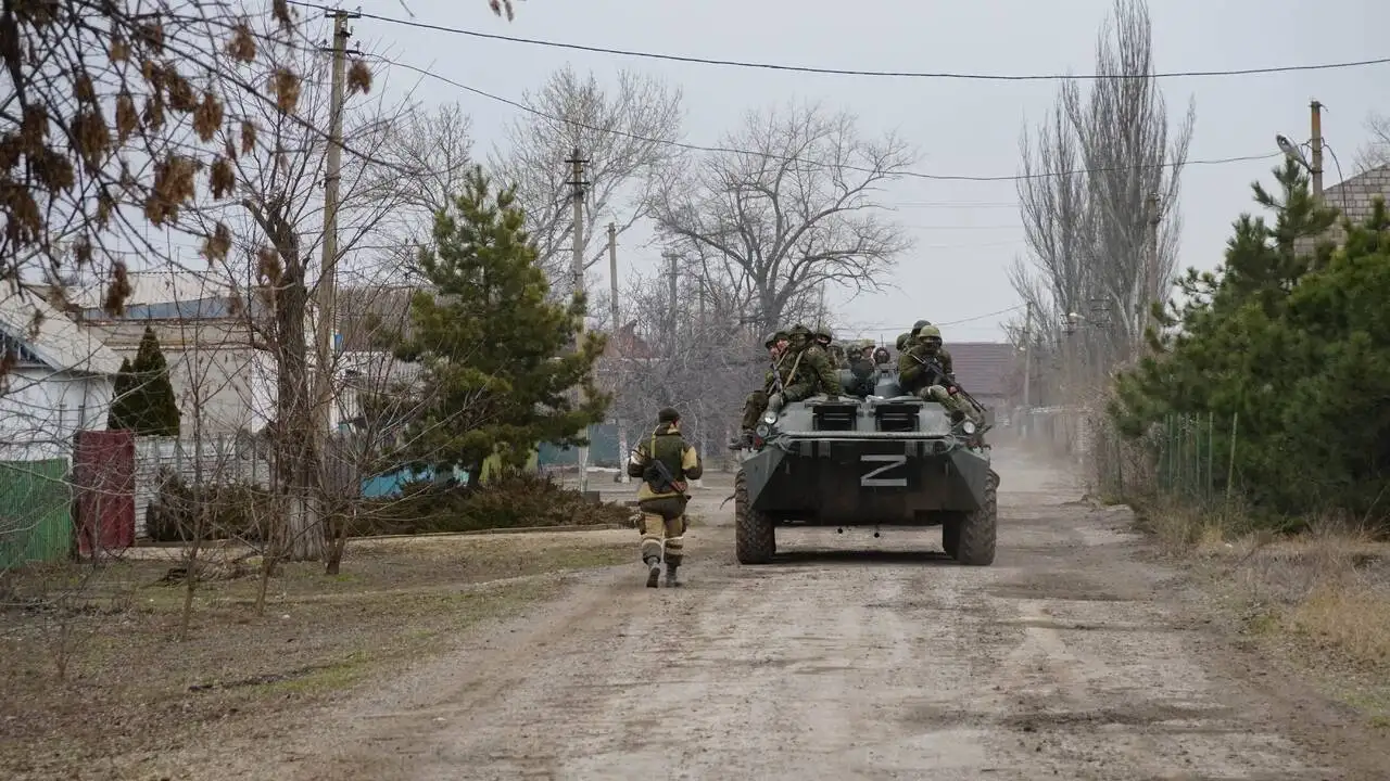 В оккупированном Мариуполе партизаны взорвали работника ФСБ в собственном авто: детали