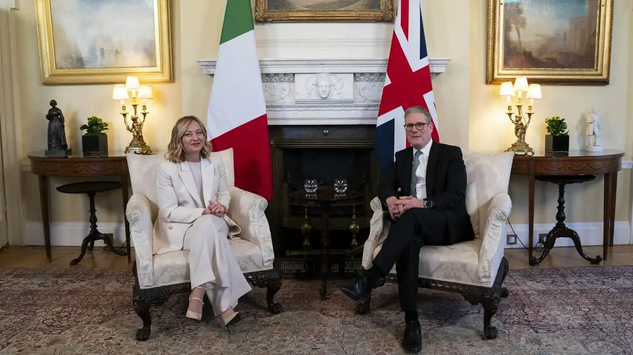 Starmer meets with Italy's PM before Ukraine summit