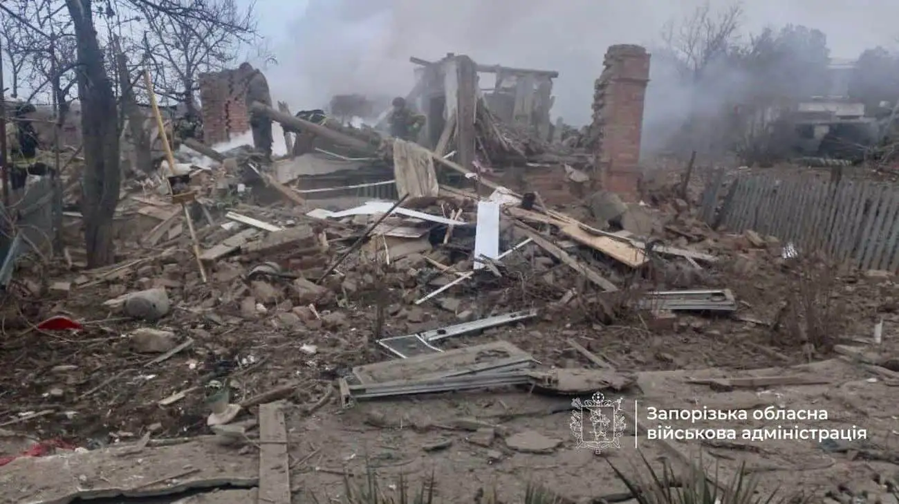 Woman and man trapped under rubble after Russian strike in Zaporizhzhia Oblast