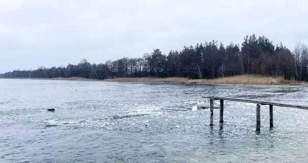 На Рівненщині трактор провалився під кригу: водій загинув