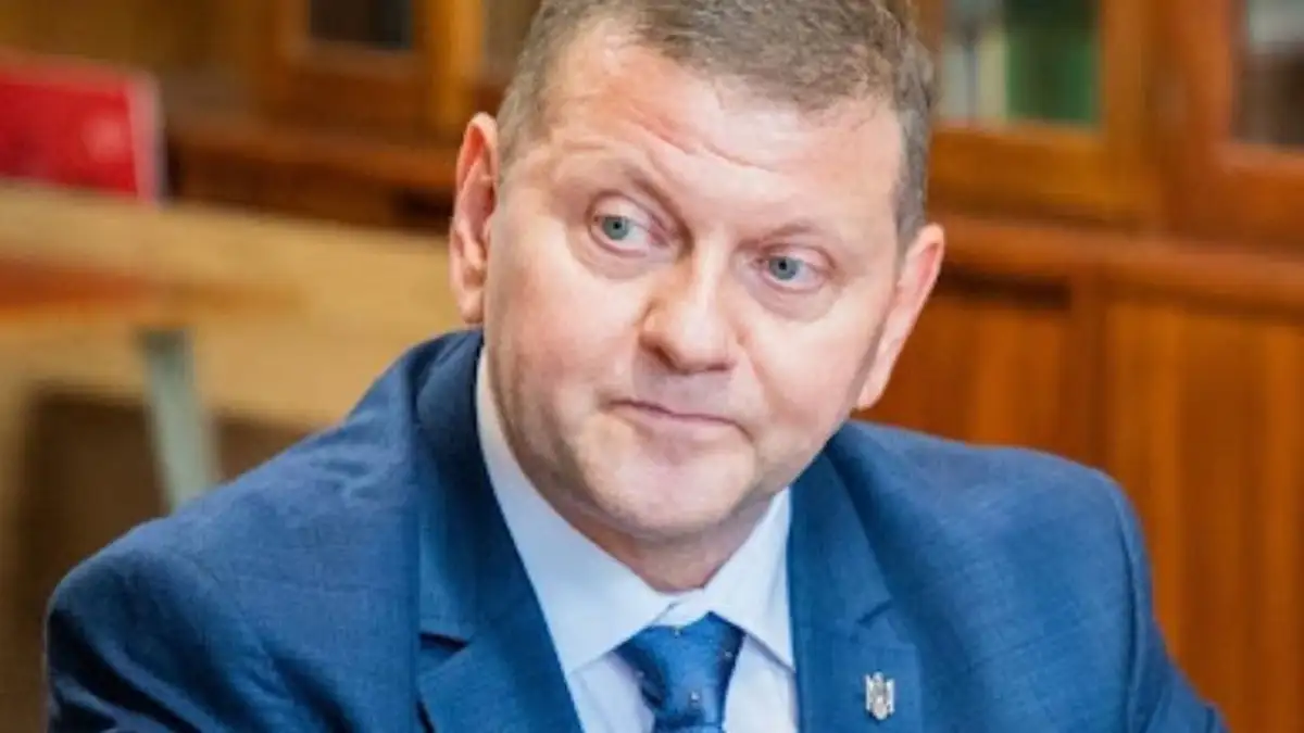 Zelenskyy appoints Zaluzhny as Ukraine's Representative to IMO