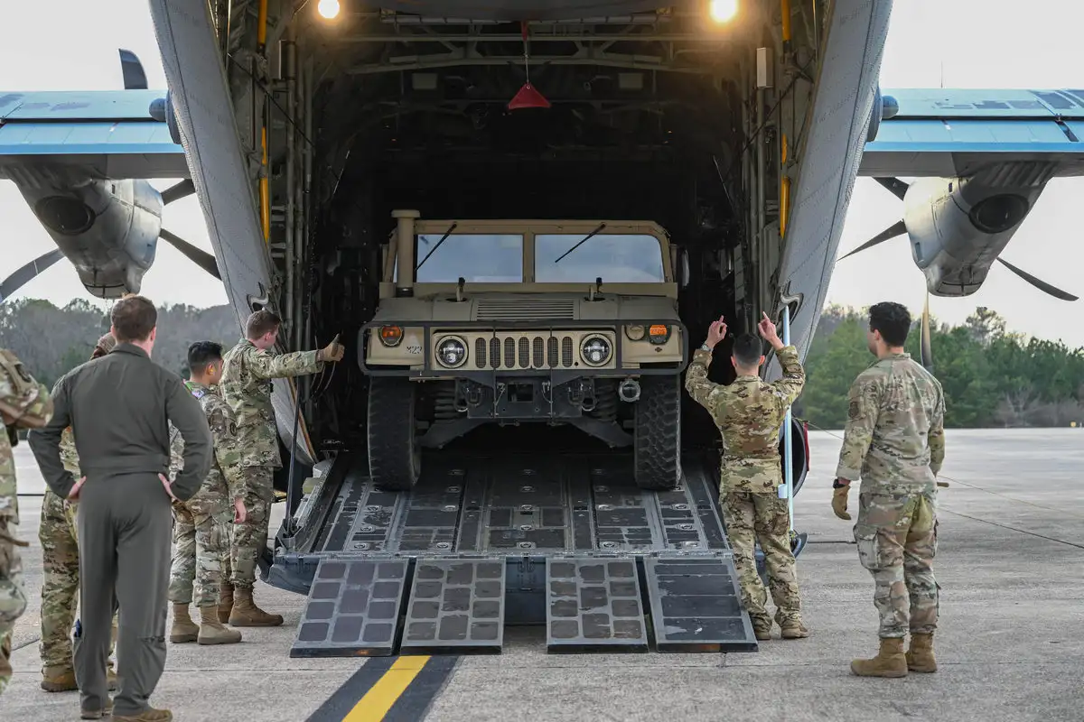 На сколько хватит запасов Украине без военной поддержки США: в Раде ответили