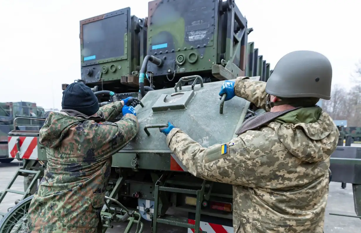 Украине из-за дефицита ракет для Patriot придется выбирать, что защищать — электростанцию или завод , — FT