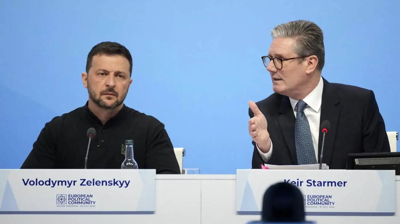 Starmer informs Zelenskyy of his conversation with Trump, Ukrainian leader thanks him for advice