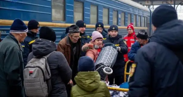 Стало известно, сколько гражданских остается в Донецкой области