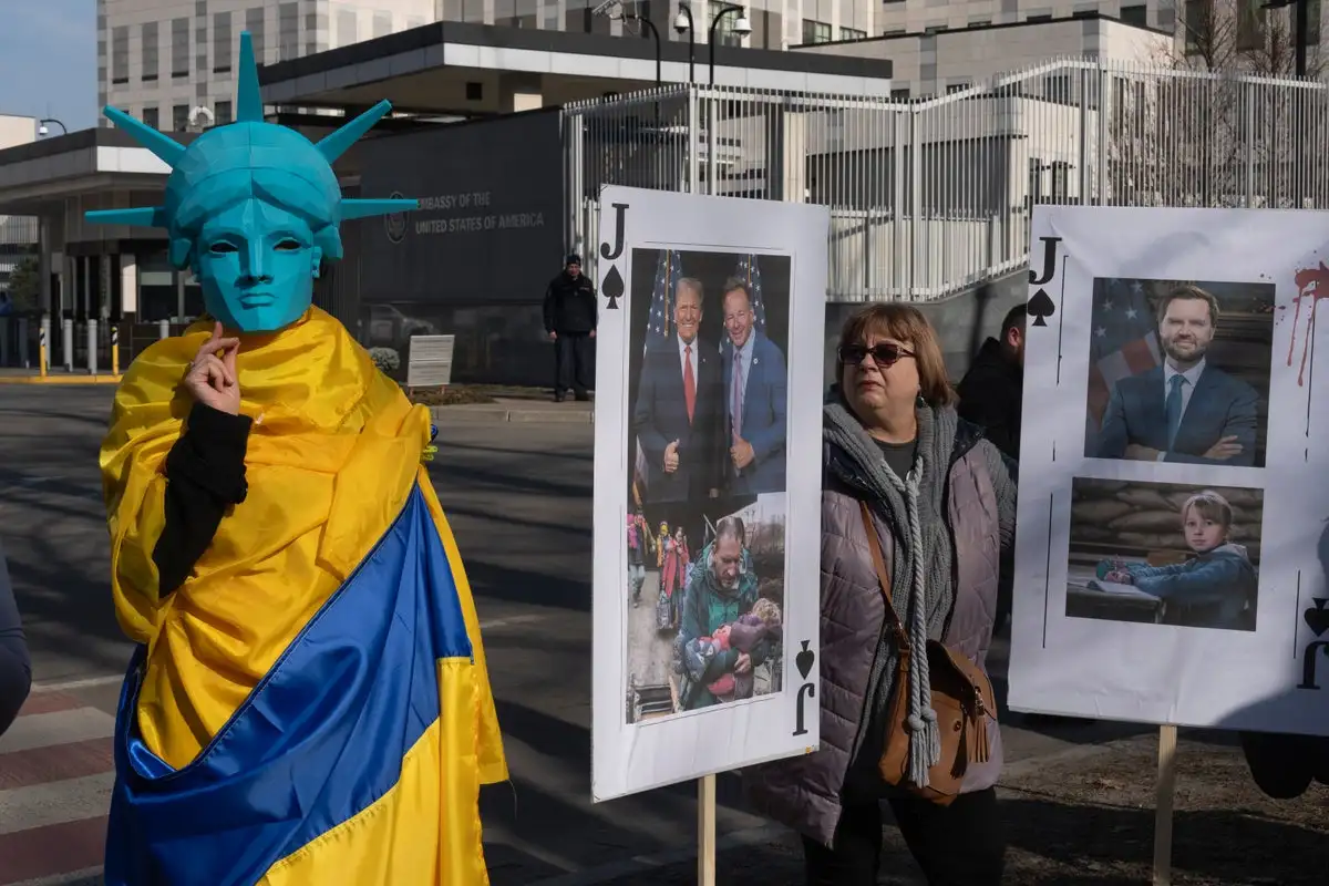 Defiant Ukrainians blame Trump betrayal over aid and intelligence for latest battlefield horrors