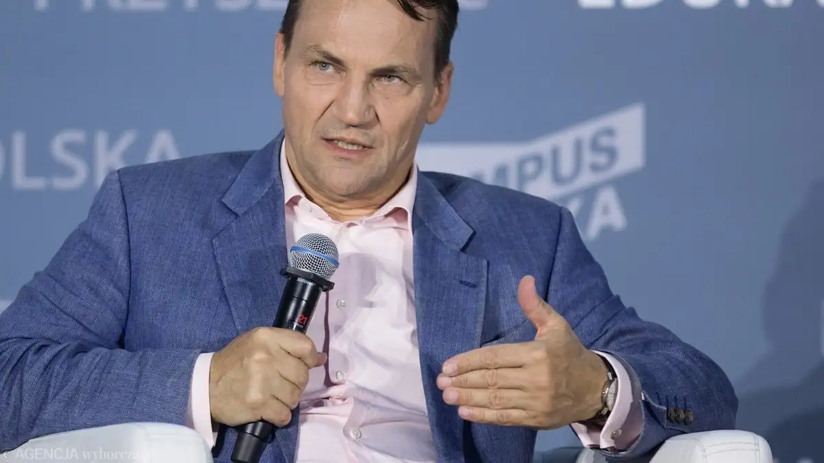 Sikorski holds talk with Kellogg regarding negotiations in Saudi Arabi