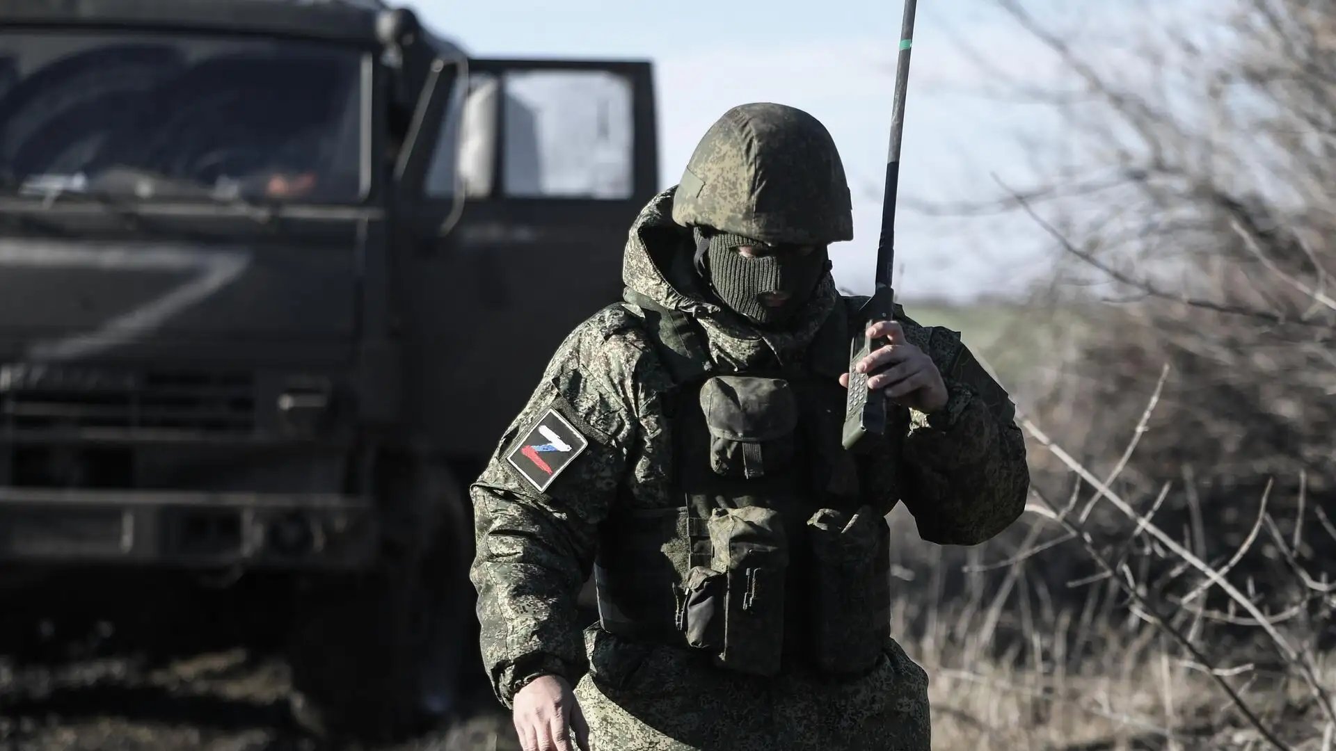 ВС РФ могли войти в Суджу и режут путь на Сумы: новые детали о боях под Курском (карты)