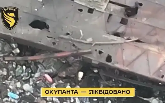 Border guards destroy several trucks, vehicles, enemy fuel and lubricant depot, and eliminate occupiers in Luhansk region. VIDEO