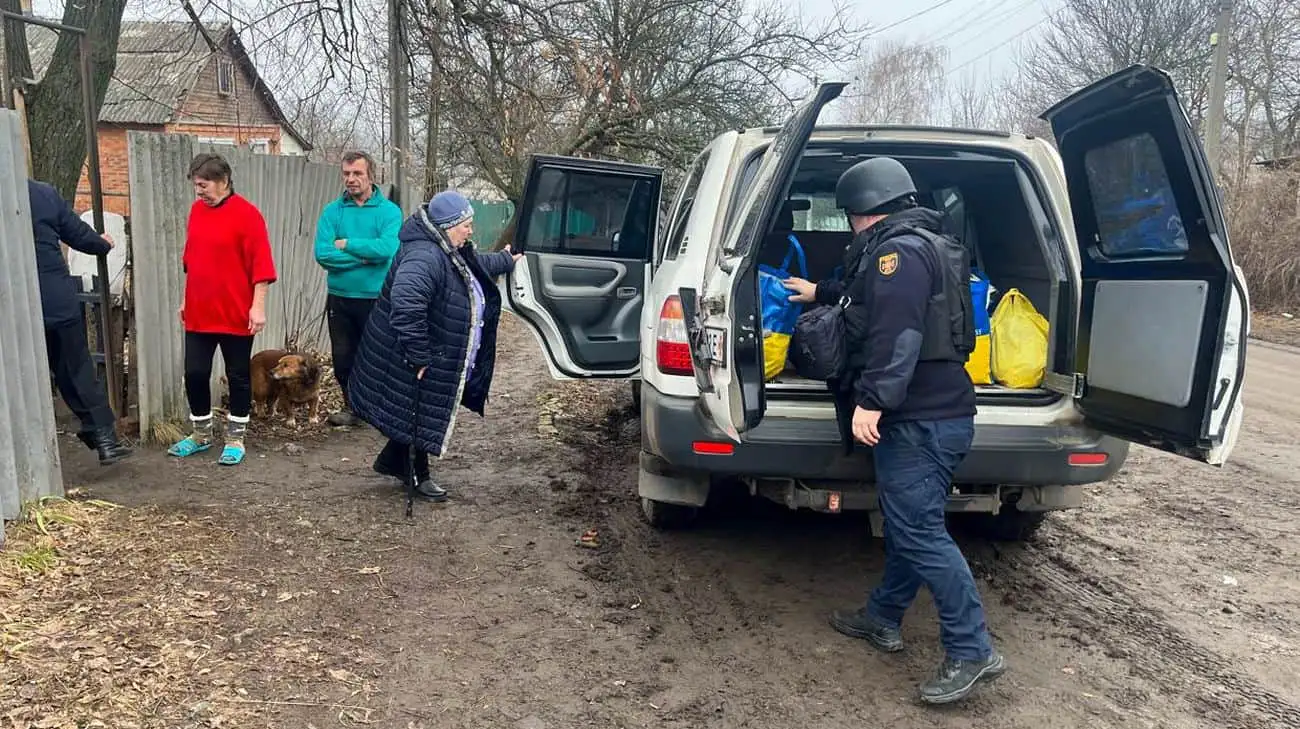 Mandatory evacuation announced in 8 Sumy Oblast settlements due to escalating situation