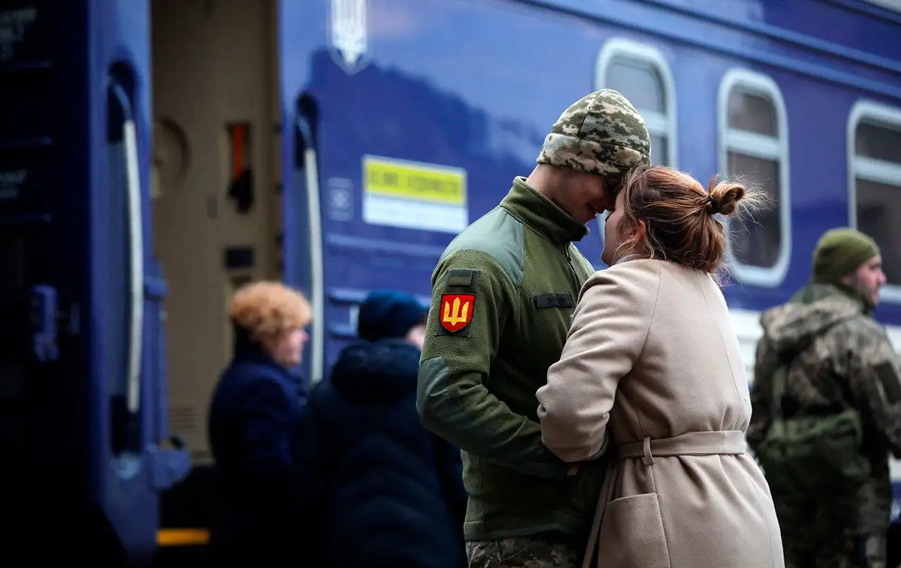 В Украине отмечают День добровольца. Истории тех, кто променял гражданскую жизнь на фронт