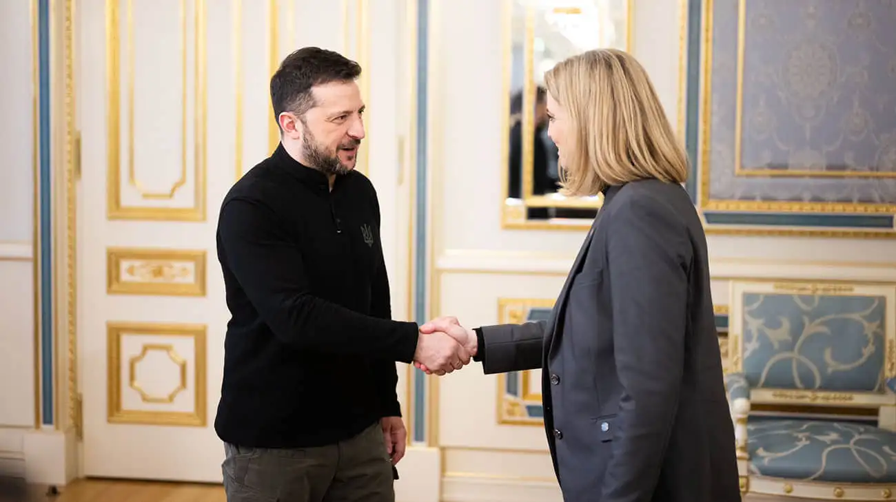 Austria's new foreign minister meets with Zelenskyy